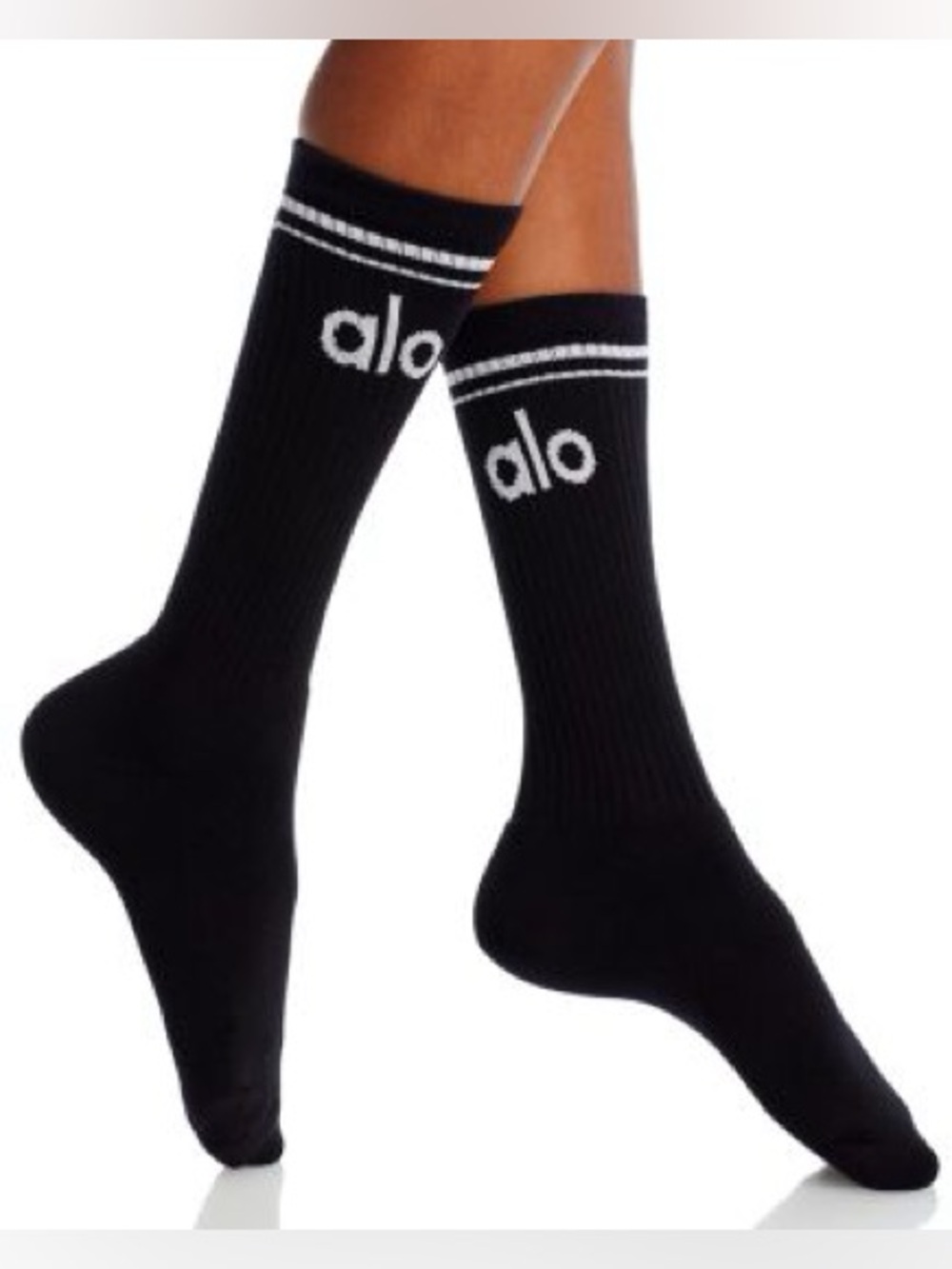 Sz M women’s unisex ALO Yoga throwback Black/white Ribbed Crew Socks